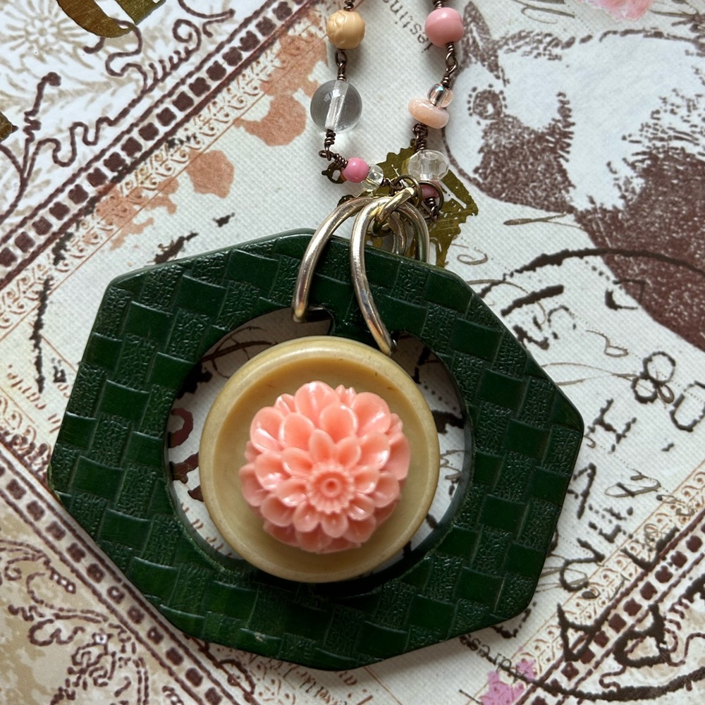 Hand Crafted Vintage Plastic marked Czech Buckle Necklace